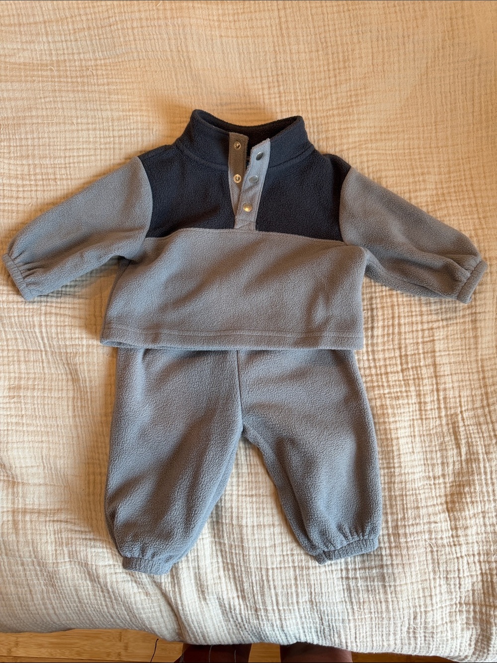 Old Navy Gray and charcoal Fleece Kids Matching Set